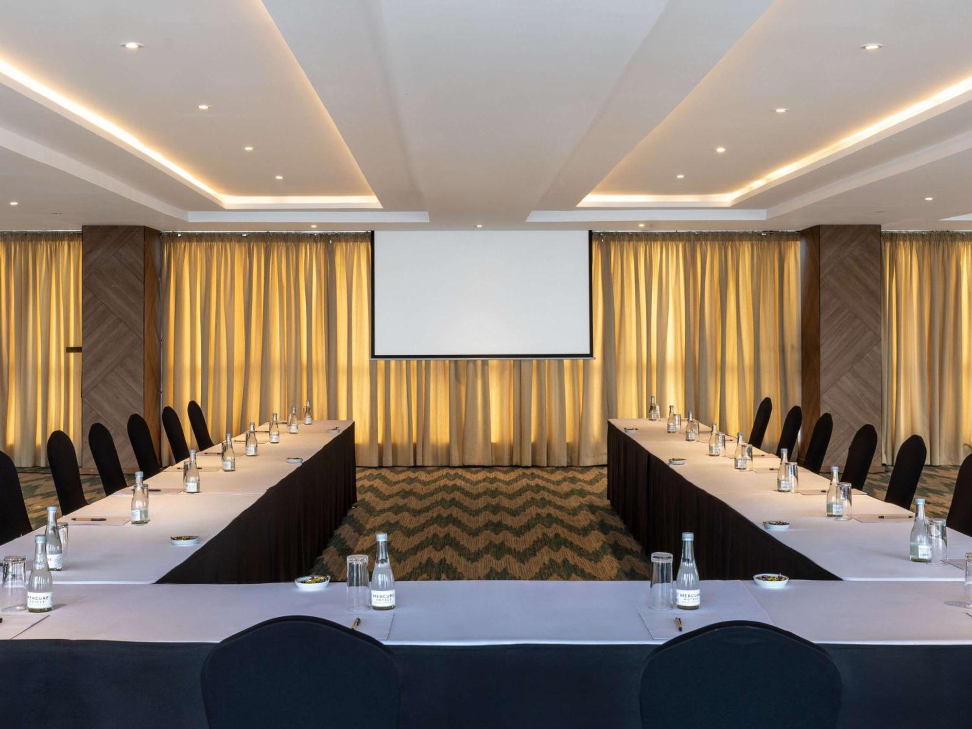 Mercure Nairobi Upper Hill Экстерьер фото